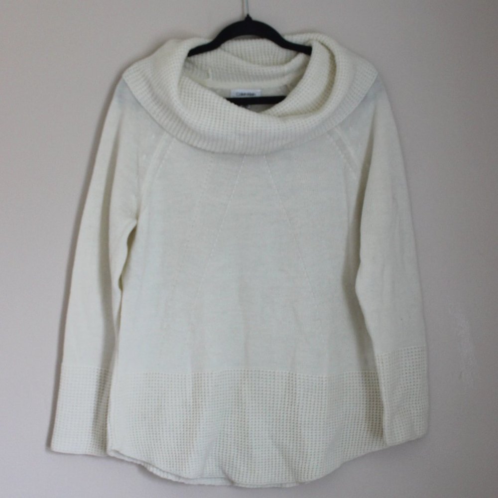 Calvin Klein White Cowl/Turtleneck Sweater
